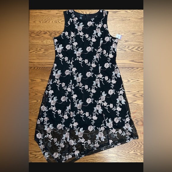 Alfani Dresses & Skirts - 🌟BEAUTIFUL🌟ALFANI Black Rose Shimmer asymmetrical dress size 18 💎NEW with TAG💎